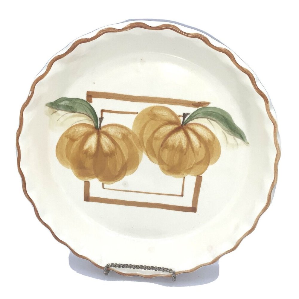 Vintage Rare Laurie Gates LA Pottery Pumpkin Scalloped Dish Pie Plate 9.25  inch